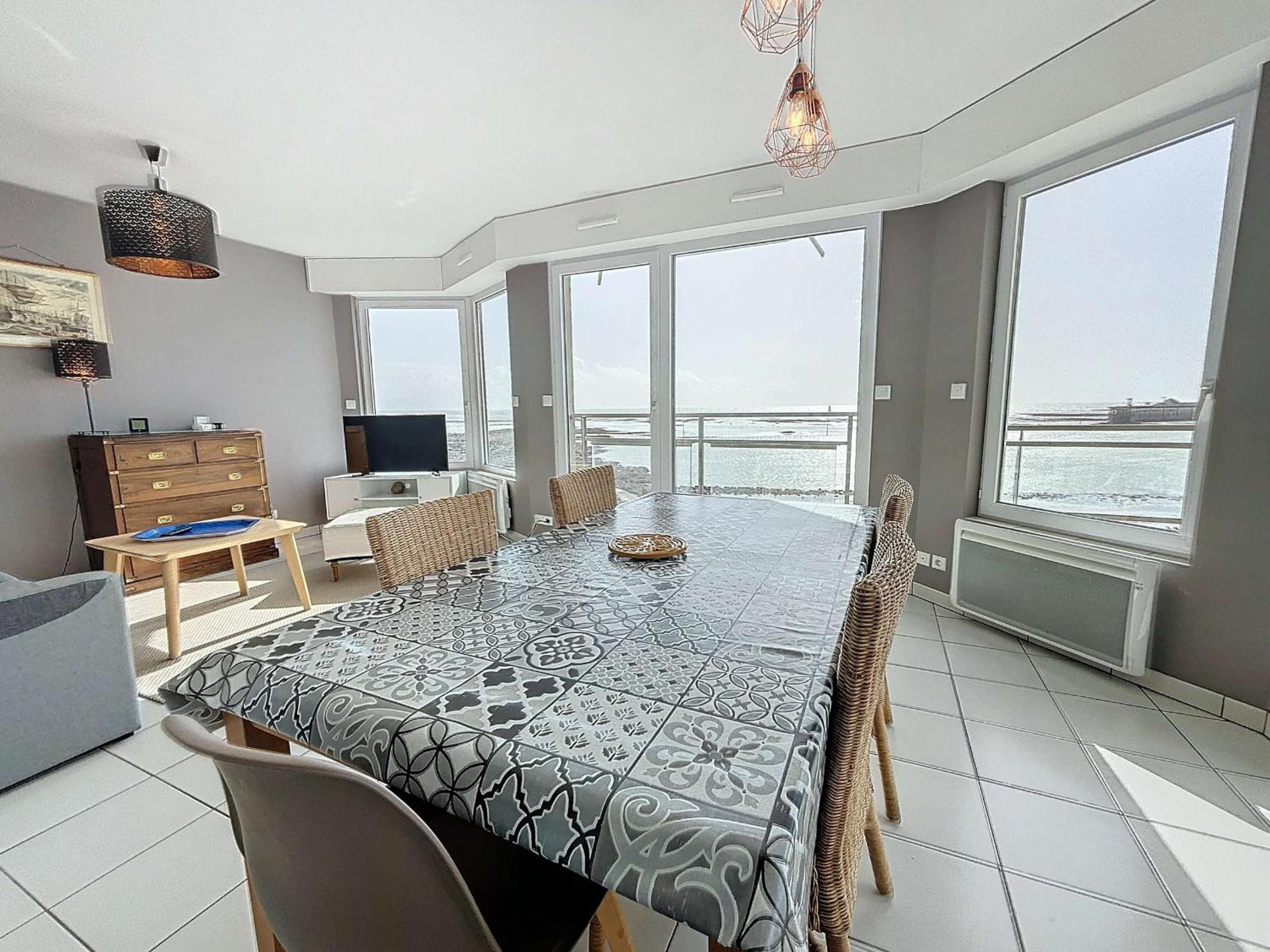Appartement Granville, 2 pièces, 2 personnes - FR-1-361-327 Extérieur photo